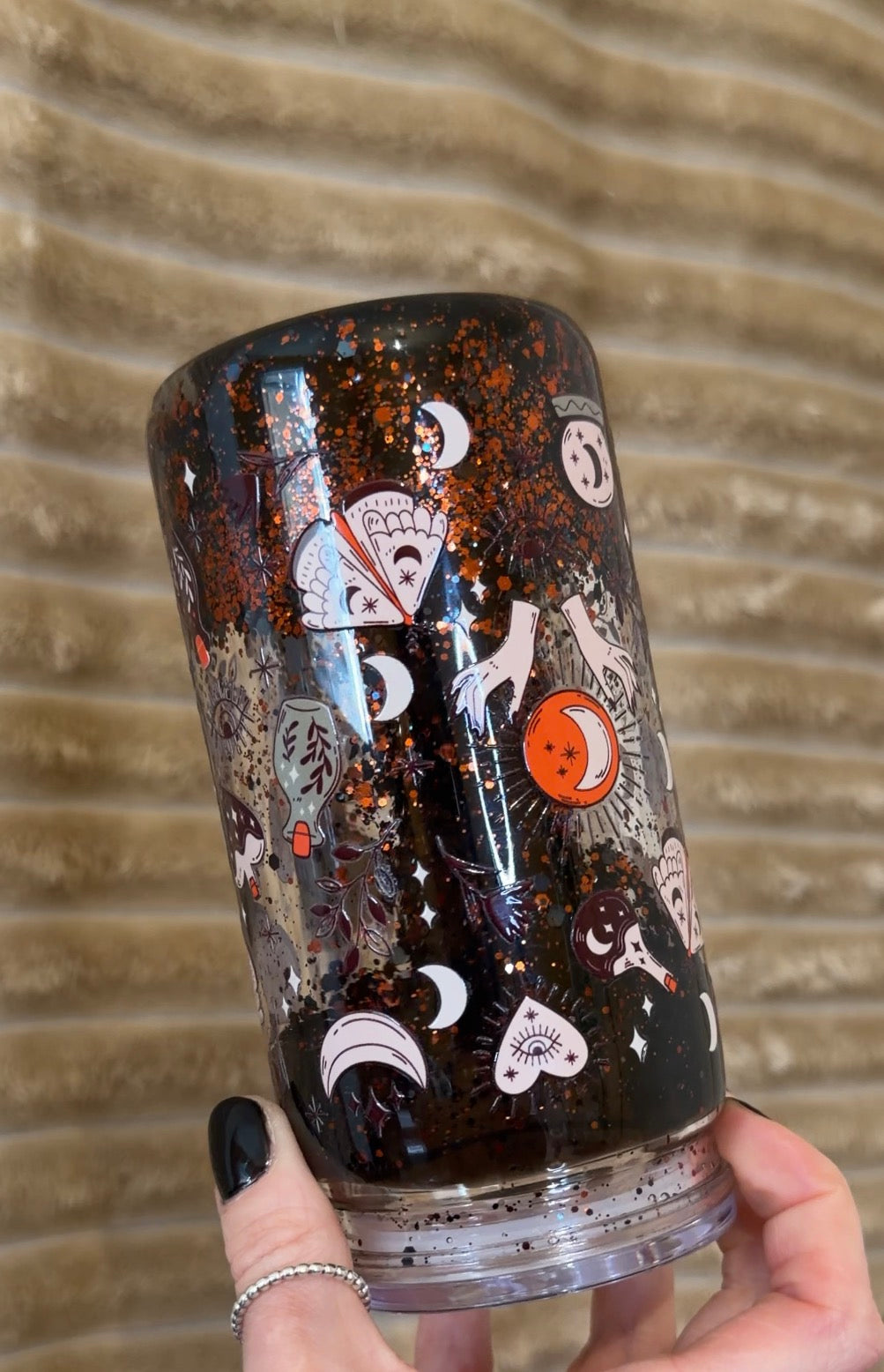 Witchy lava 16oz