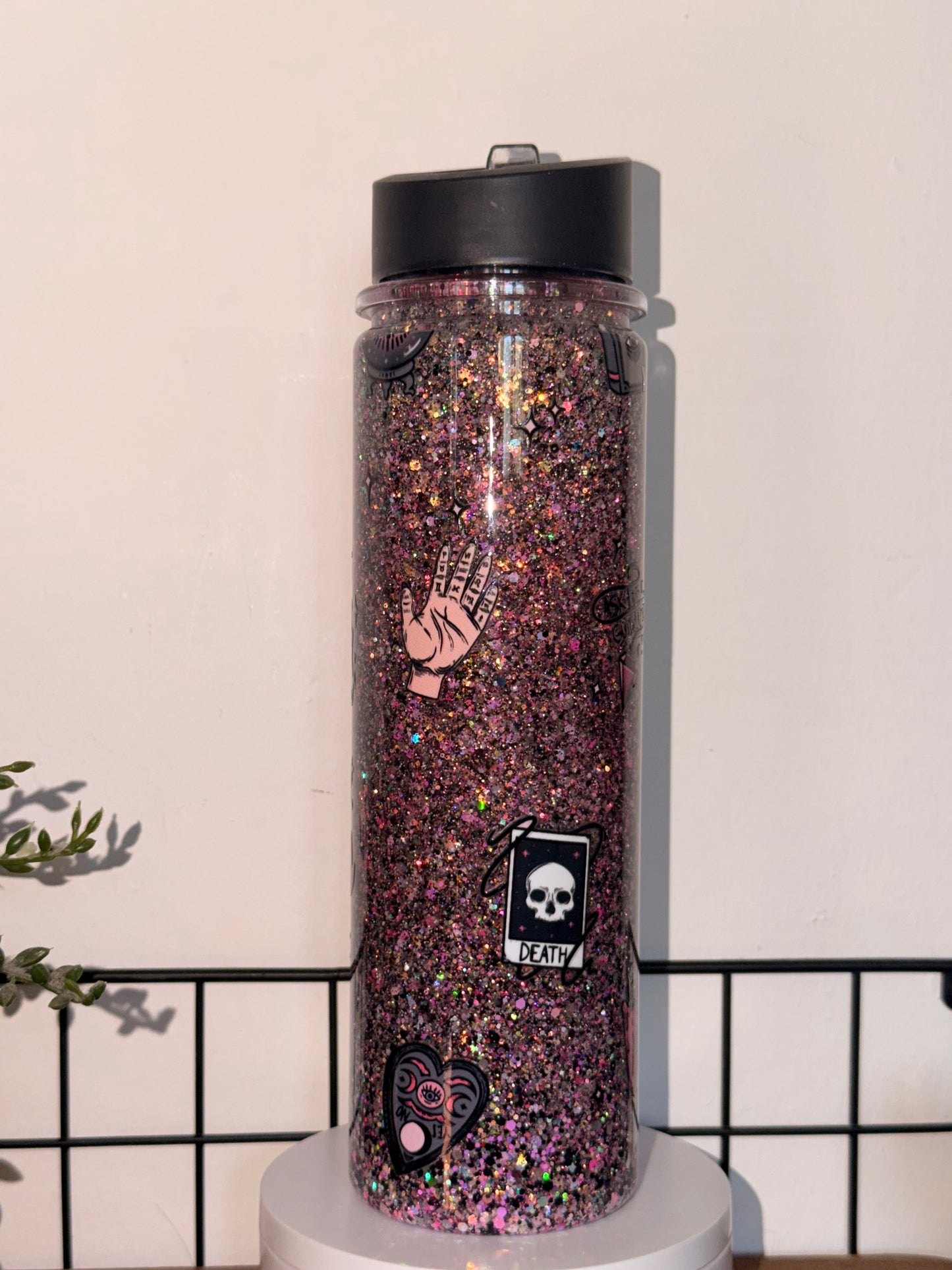 Spooky b*tch era 15oz flip straw - glow in the dark