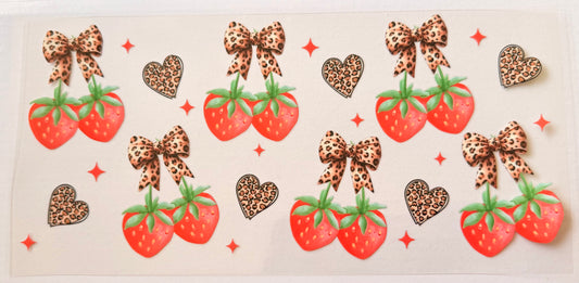 Leopard bows and strawberries