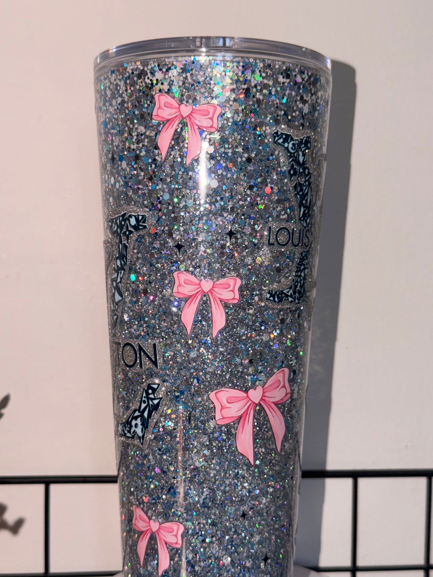 Glitter LV & bows glitter snowglobe 24oz - glow in the dark