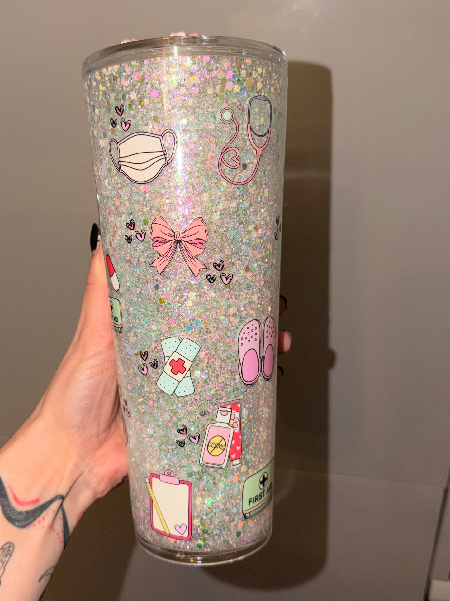 Nurse glitter snowglobe 24oz with decorated lid
