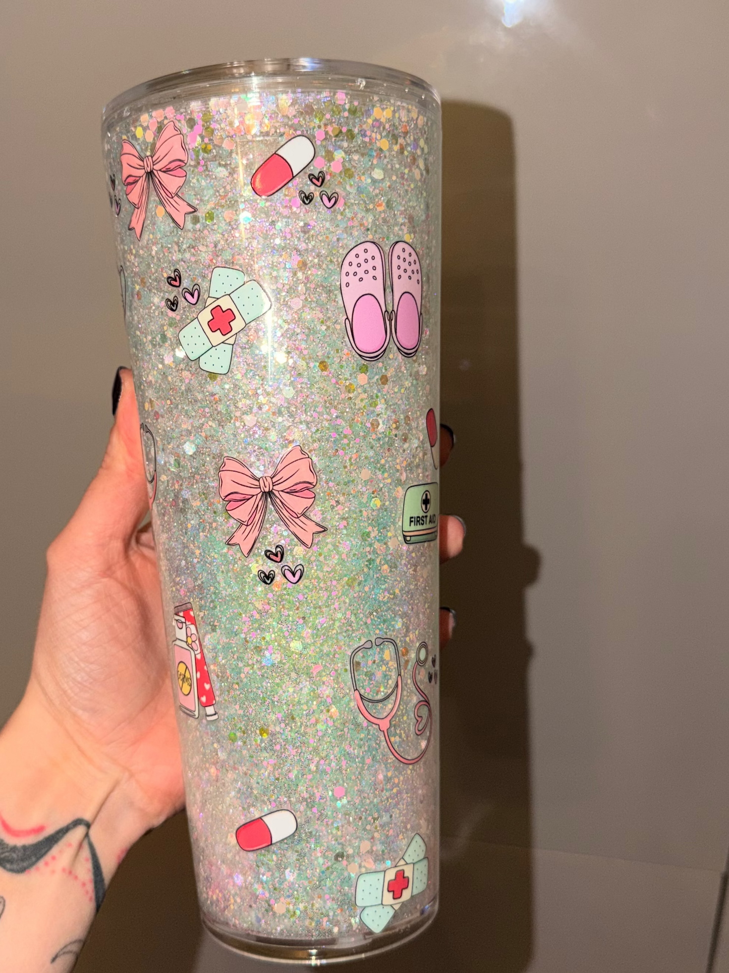 Nurse glitter snowglobe 24oz with decorated lid